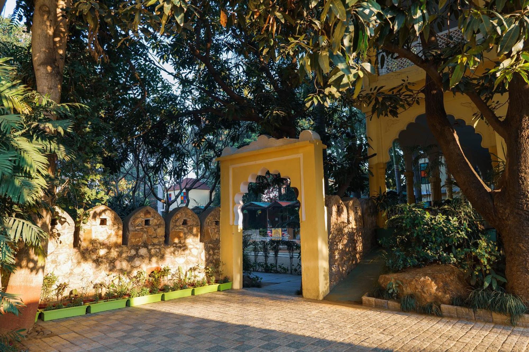 Raj Palace Resort Sawai Madhopur Buitenkant foto
