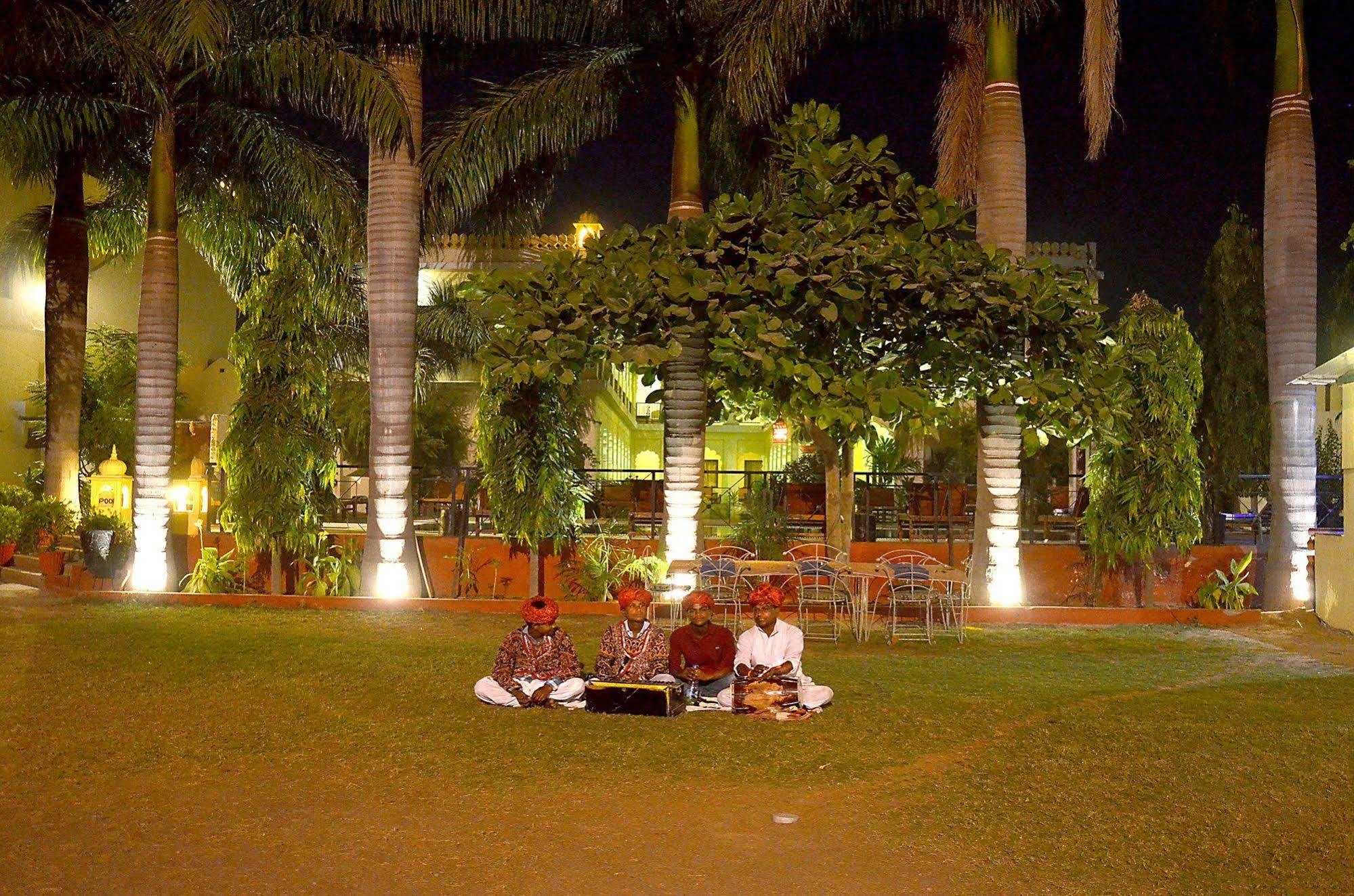 Raj Palace Resort Sawai Madhopur Buitenkant foto